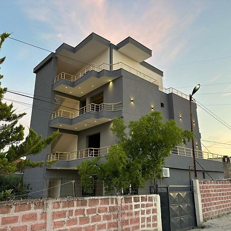 Mico'S Apartments วญอเรอ ภายนอก รูปภาพ