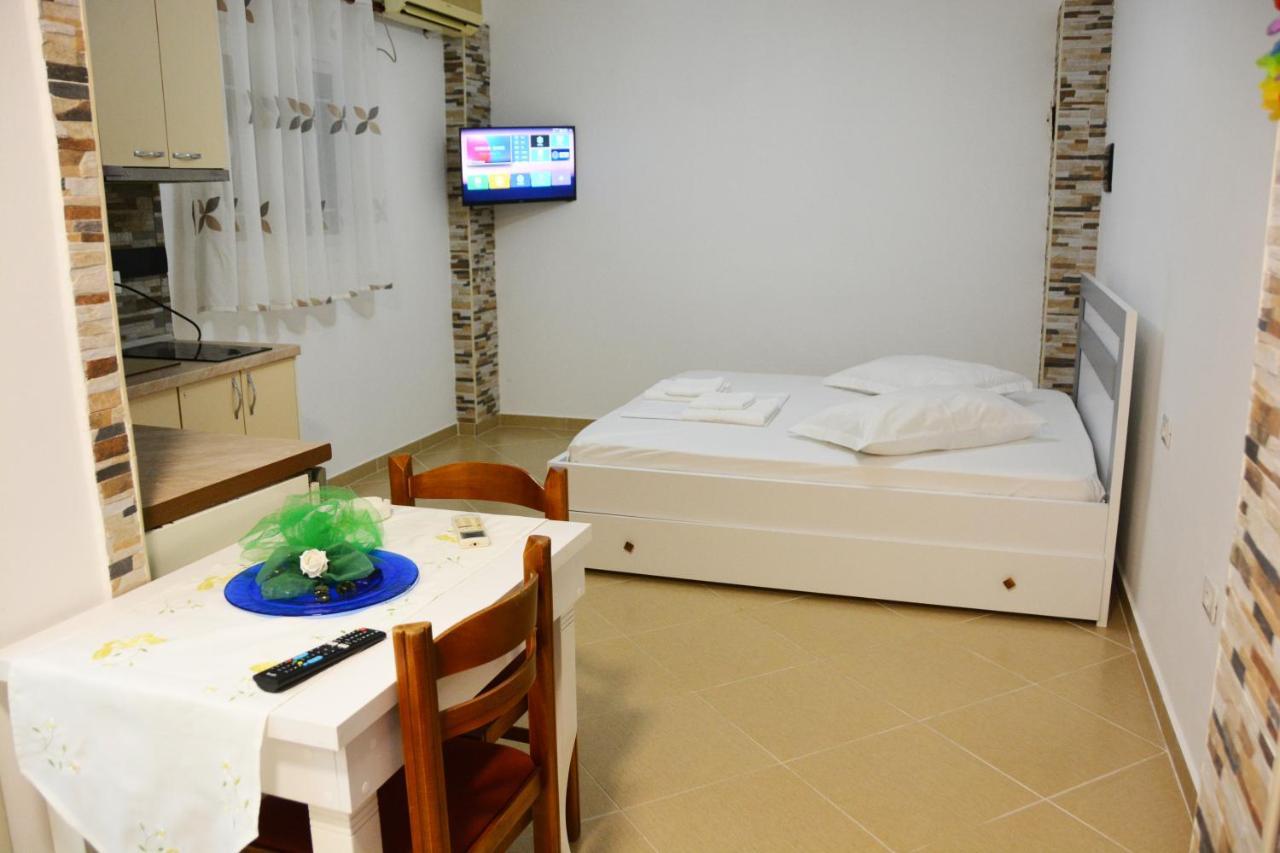 Mico'S Apartments วญอเรอ ภายนอก รูปภาพ