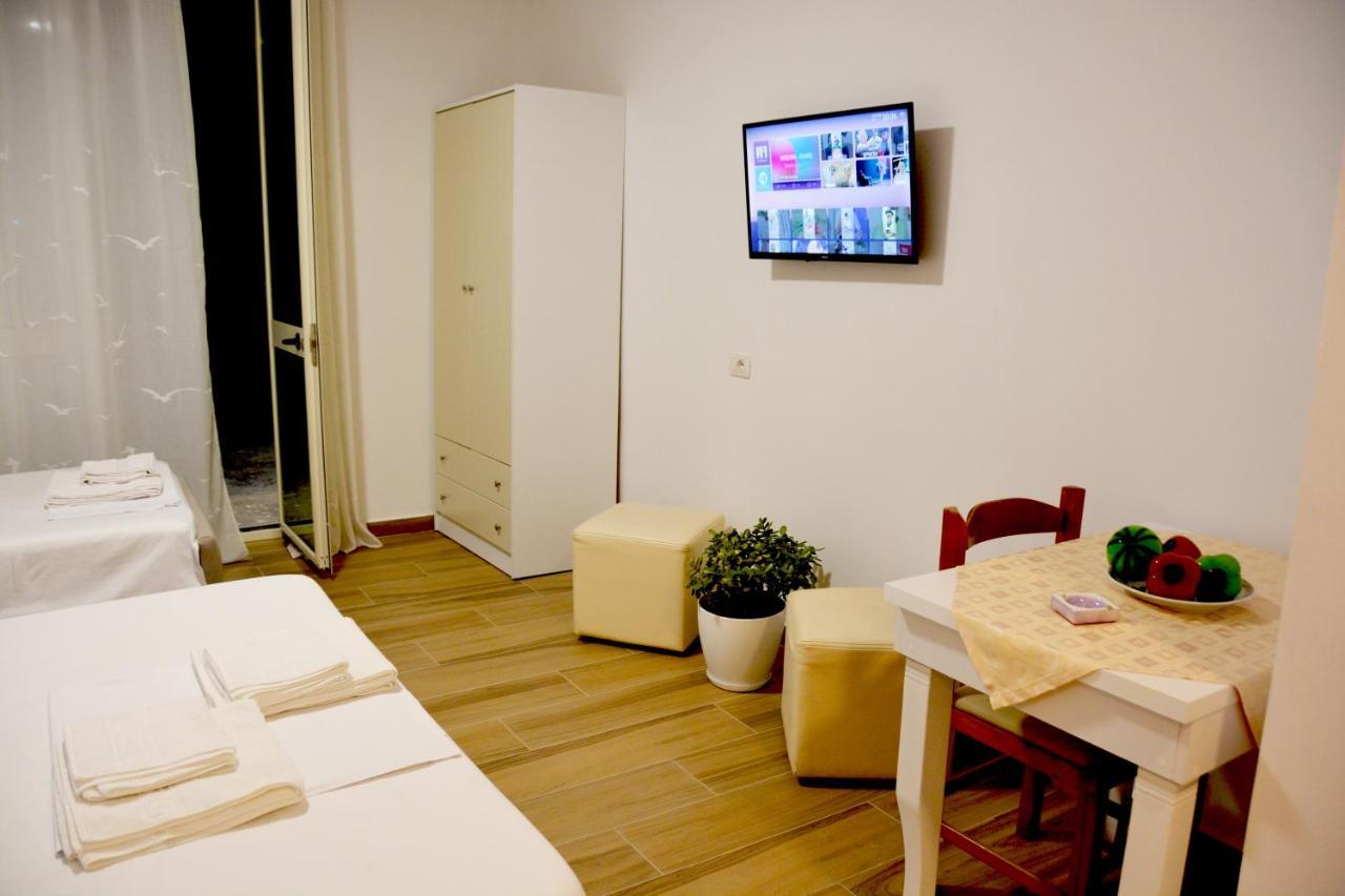 Mico'S Apartments วญอเรอ ภายนอก รูปภาพ