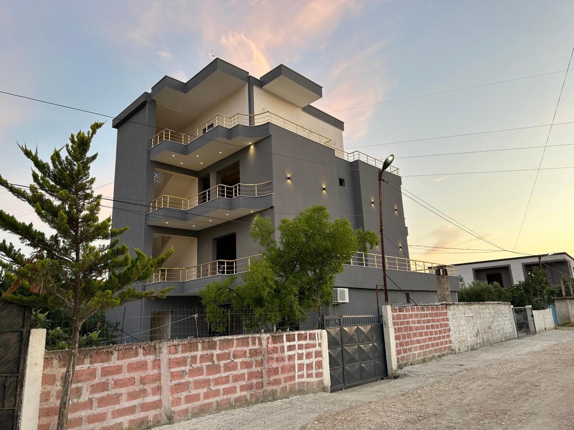 Mico'S Apartments วญอเรอ ภายนอก รูปภาพ