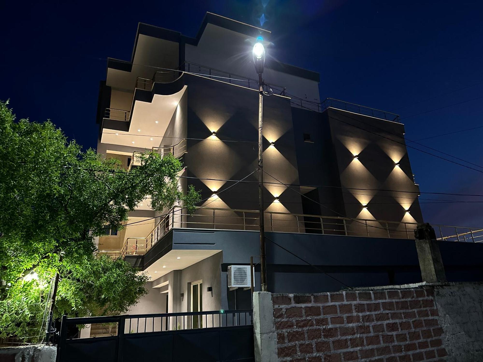 Mico'S Apartments วญอเรอ ภายนอก รูปภาพ